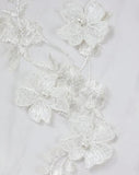 Embroidered Short Robe - 3D White with Pearl -