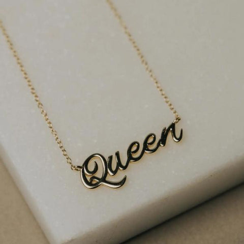 Queen Gold Necklace